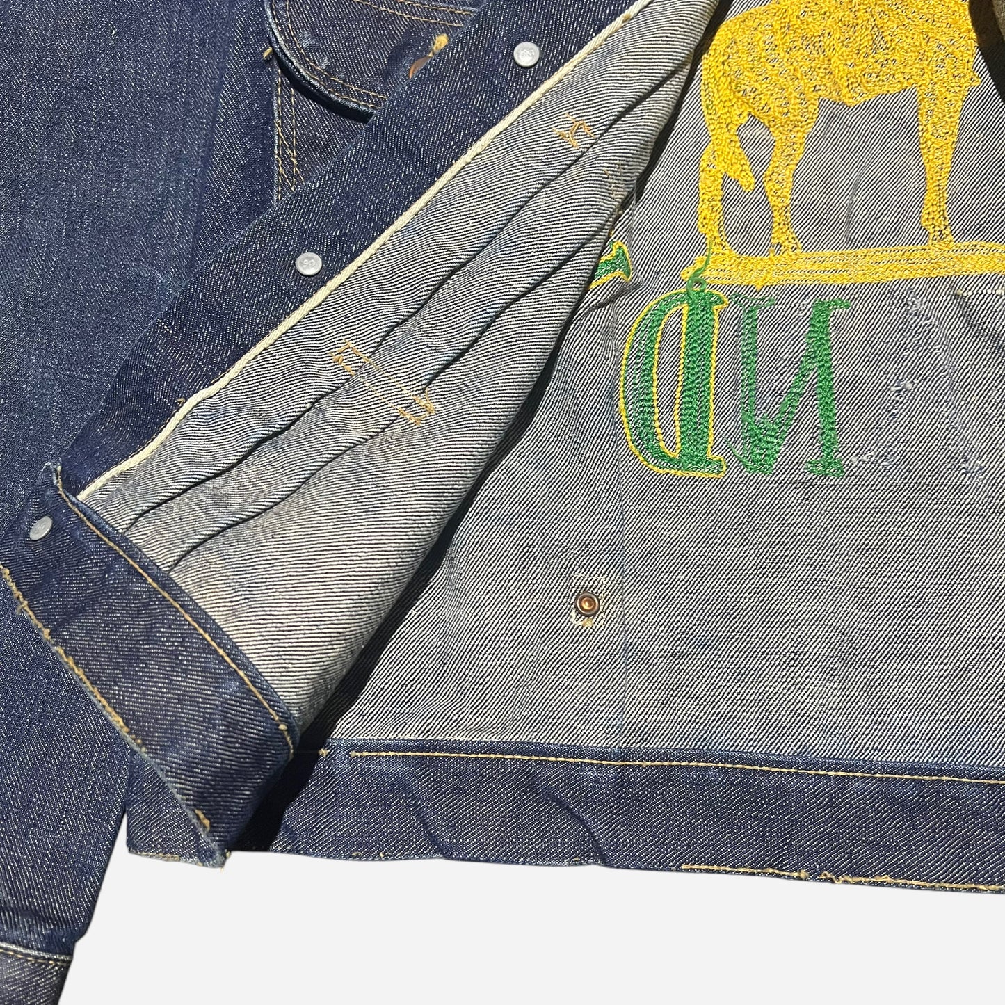 1940s Wrangler 11MJ proto dark wash denim jacket chain stitch embroidered Greensboro High School (38)