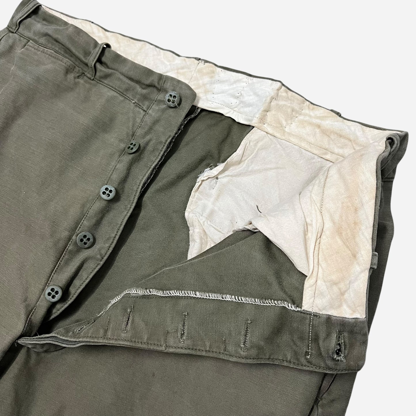 1940s Green button fly cotton work pants (32w)