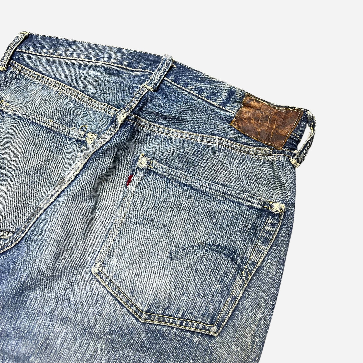 1950s Levi’s 501zxx jerky tab hidden rivet (32w)