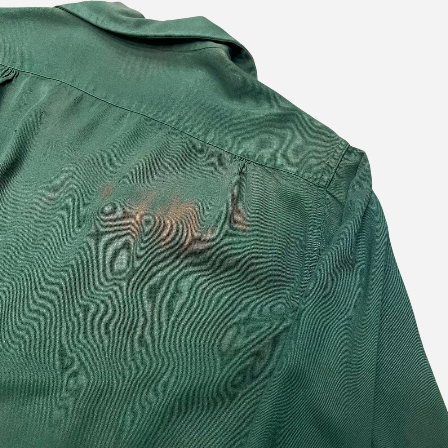 1950s Green fotl rayon loop collar shirt (M/L)