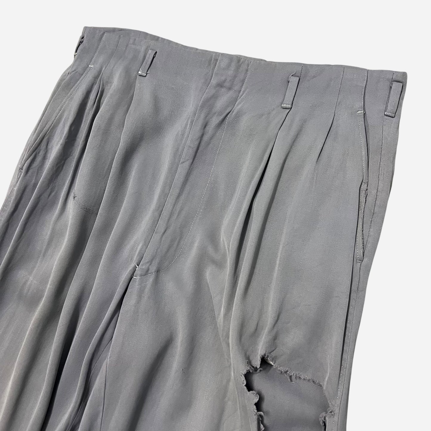 1950s Light purple rayon pleated drop loop pants (31w)