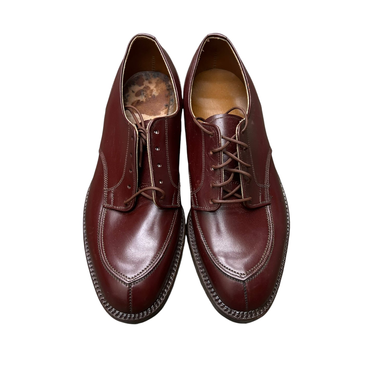 1940s NOS red leather shoes (Men’s 6, Women’s 7.5)