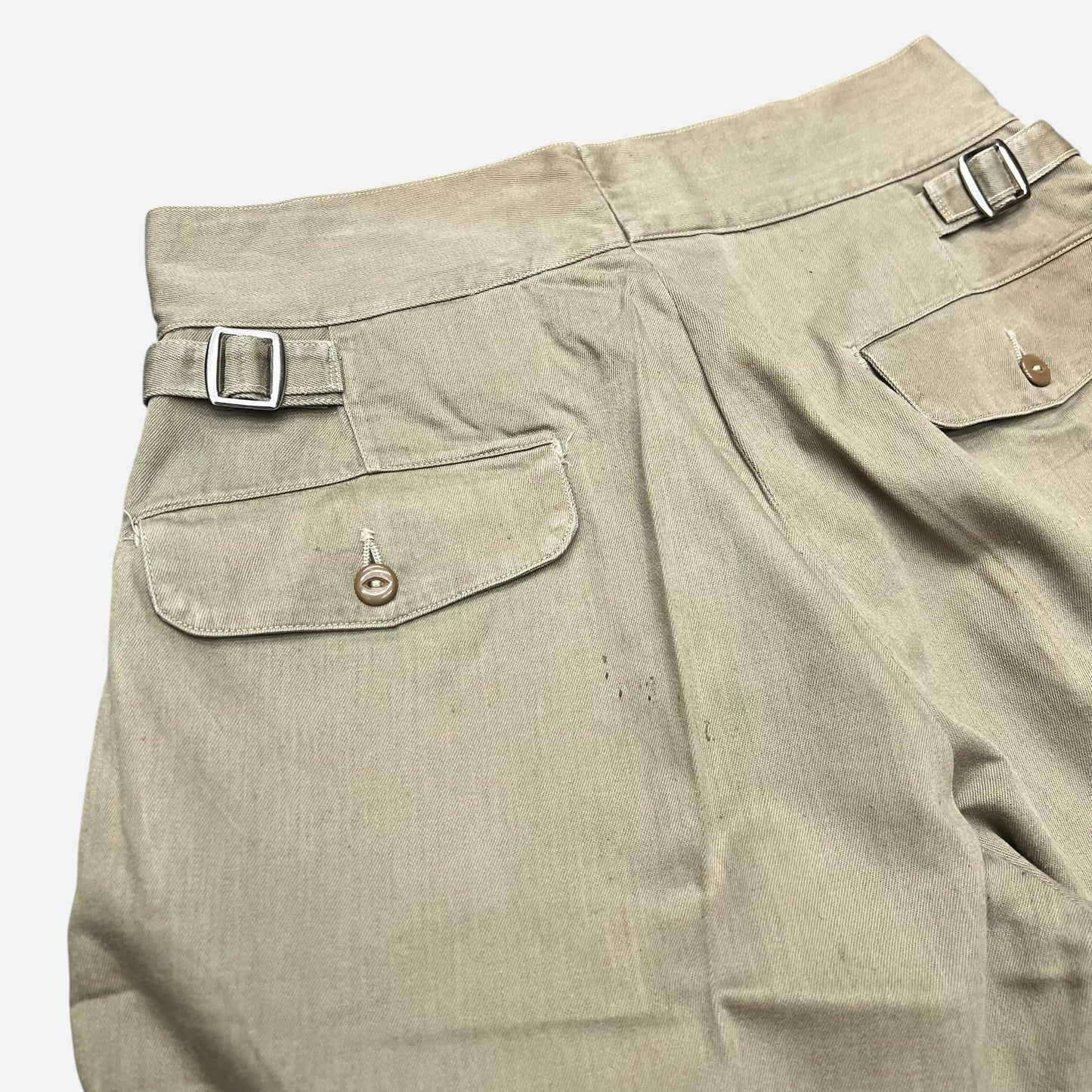 1940s WWII USN side clasp pleated khaki chino shorts (27w)