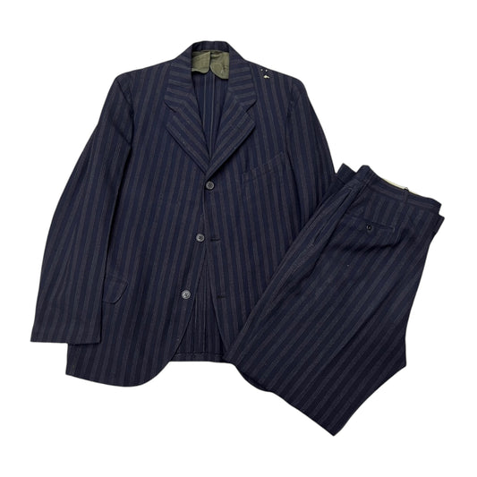 1910s 1920s Two piece pinstripe navy suit (42/ML)