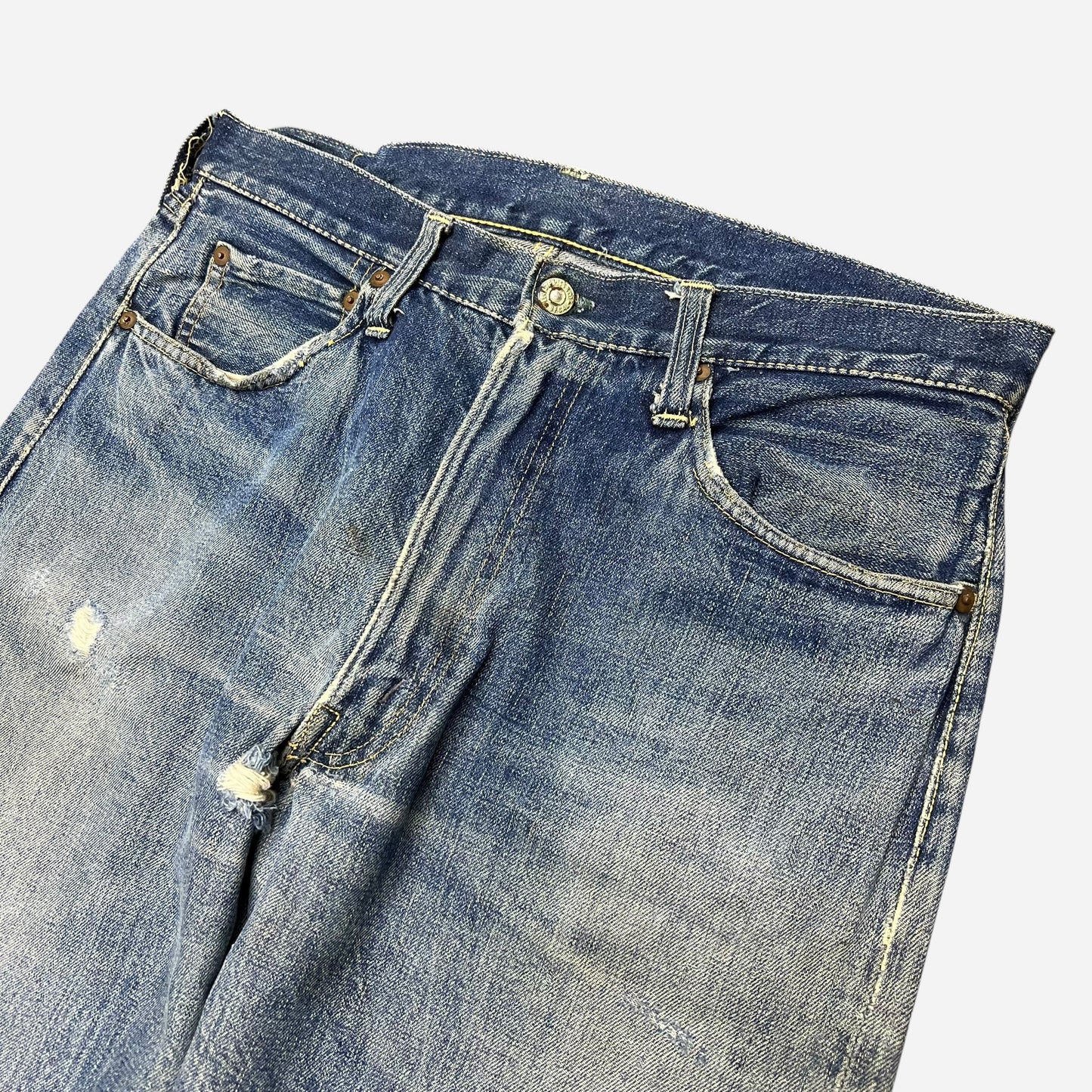1950s Levi’s 501zxx jerky tab hidden rivet (32w)