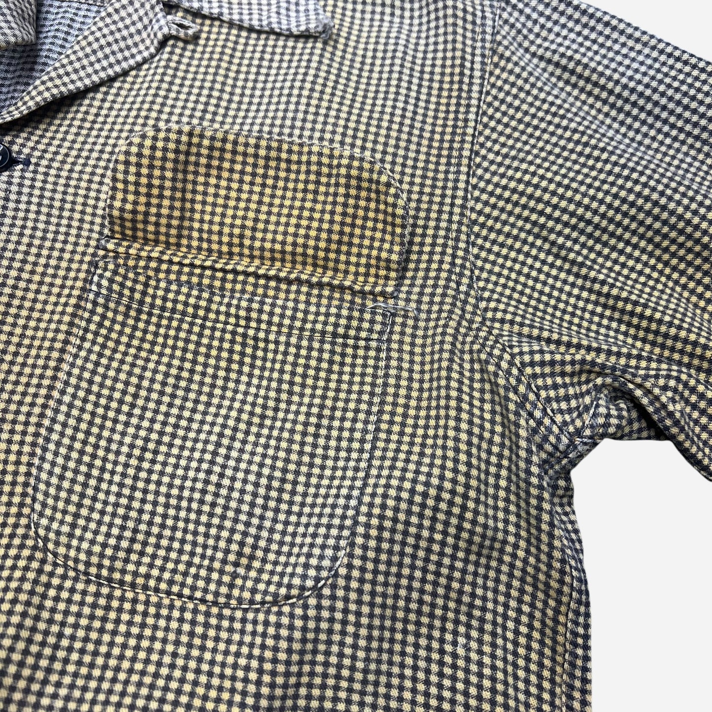 1950s Pilgrim sun faded yellow houndstooth cotton printed loop collar shirt flannel (M/L)