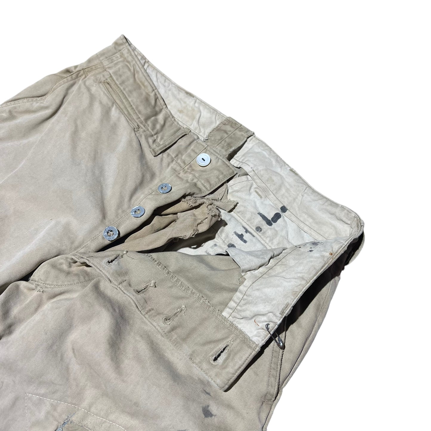 1940s WWII US Army zinc button repaired khaki chino pants (31w)
