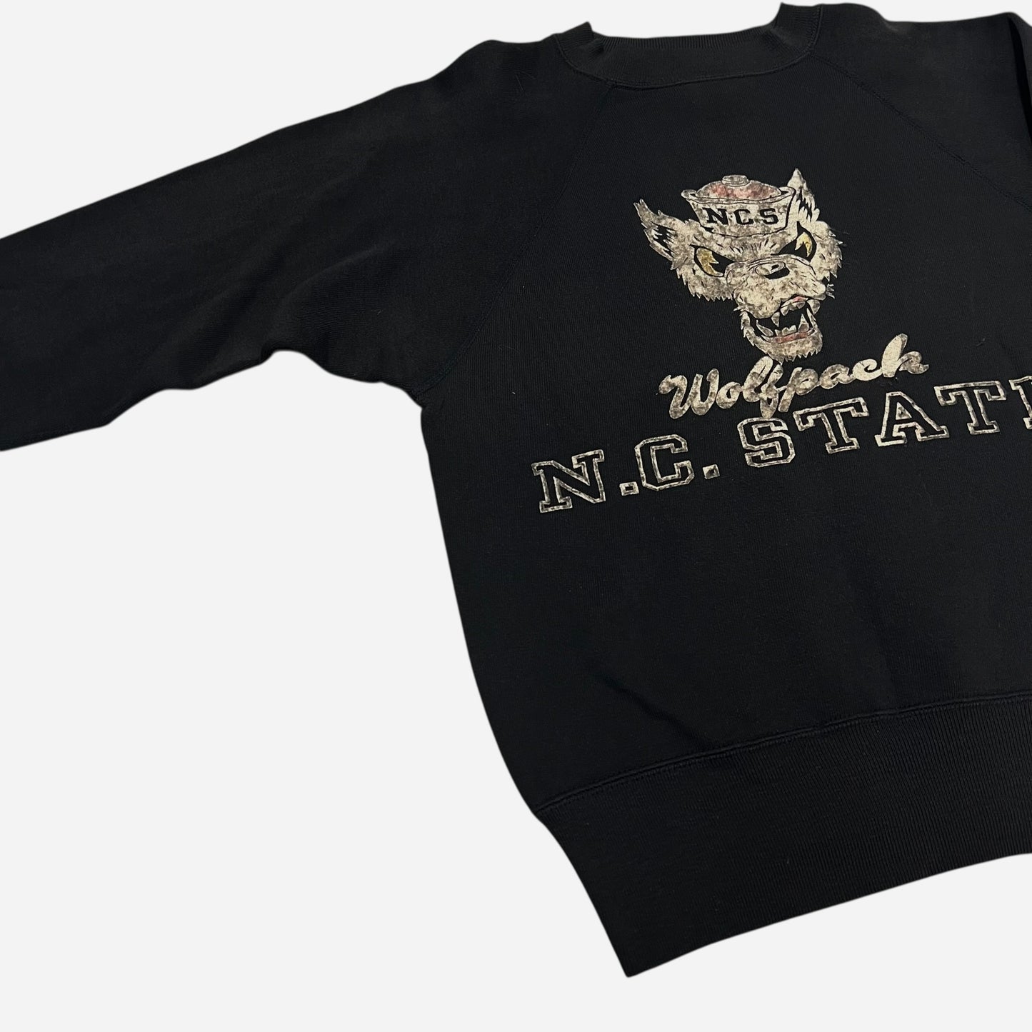 1950s Champion running man NCSU wolf flock print black sweat (M)