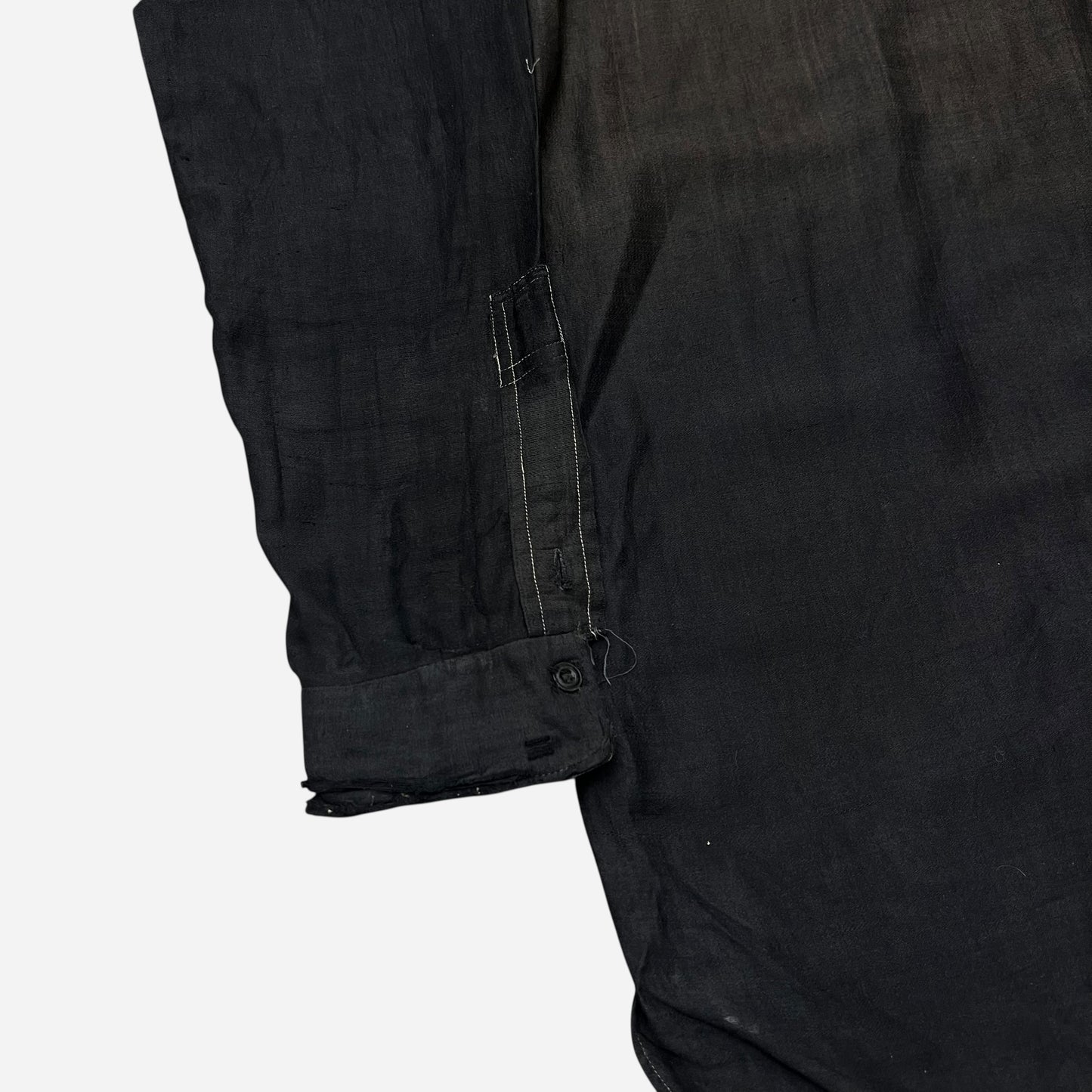 1910s Black sun faded cotton chinstrap pullover work shirt (S/M)