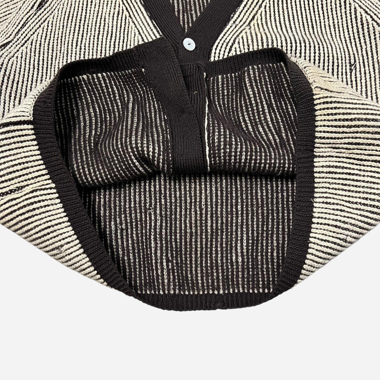 1940s Brown/cream ribbed soft wool cardigan (L/XL)
