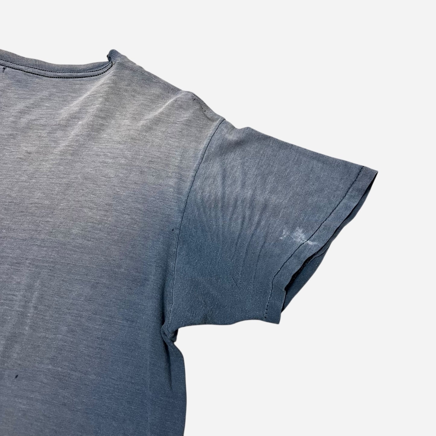 1970s Blue sun faded pocket t shirt (L)