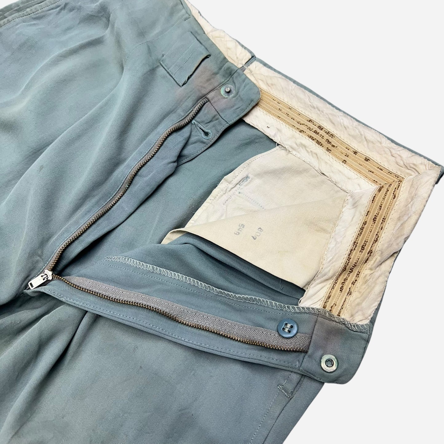 1950s Sea foam green light rayon pleated pants (28w)