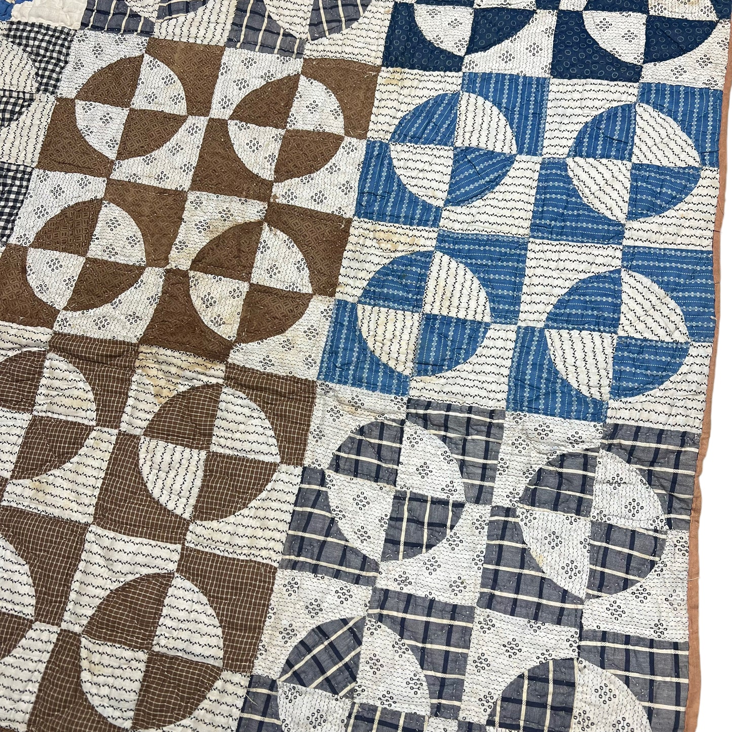 1910s-1930s Calico color block quilt (77”x64”)
