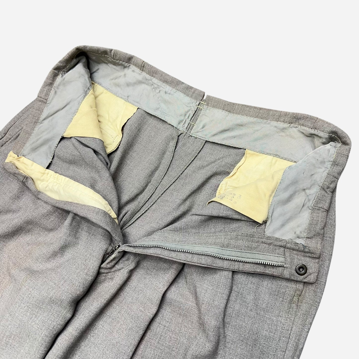 1940s Gray rayon pleated pants (30w)