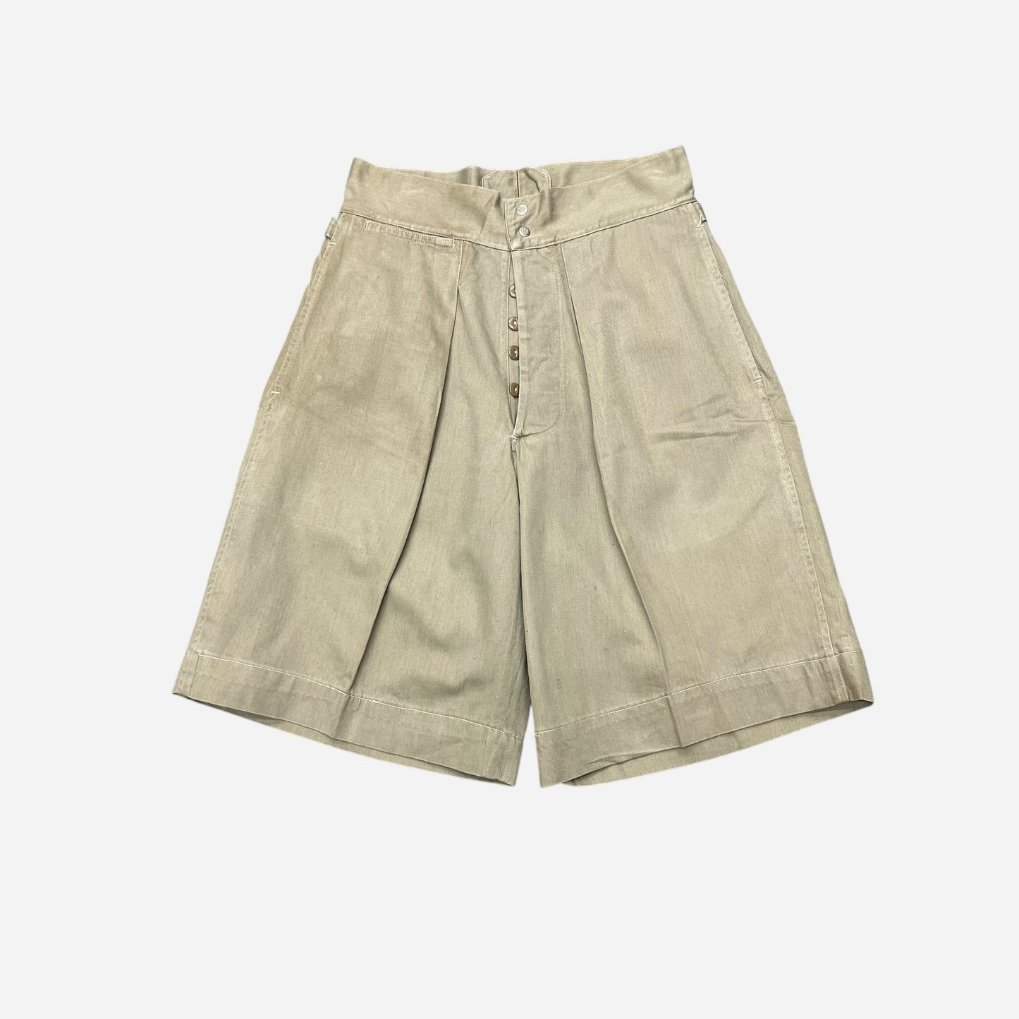 1940s WWII USN side clasp pleated khaki chino shorts (27w)