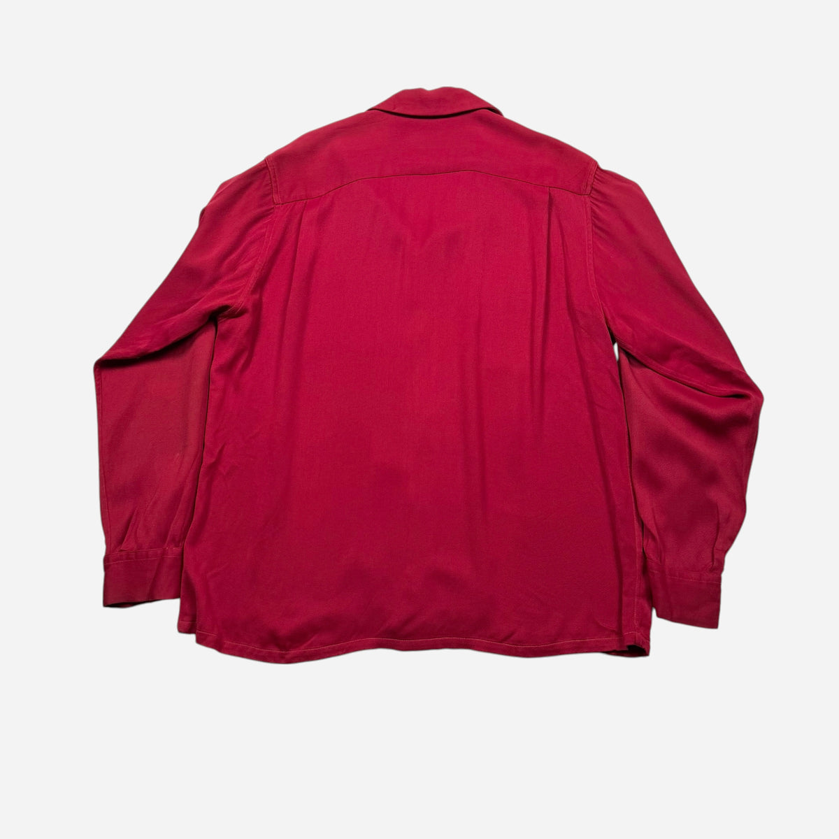 1950s Red rayon loop collar shirt (M)