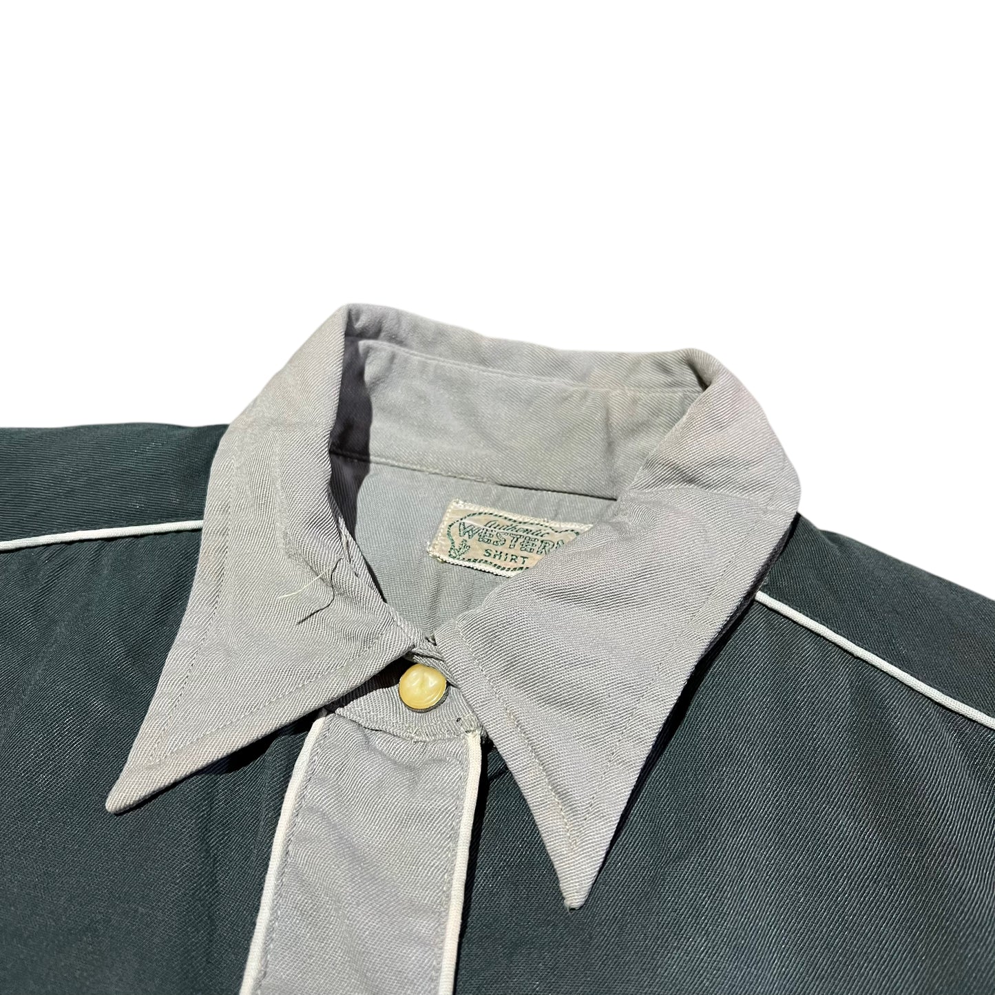 1940s 1950s Green rayon western pearl snap shirt (S)