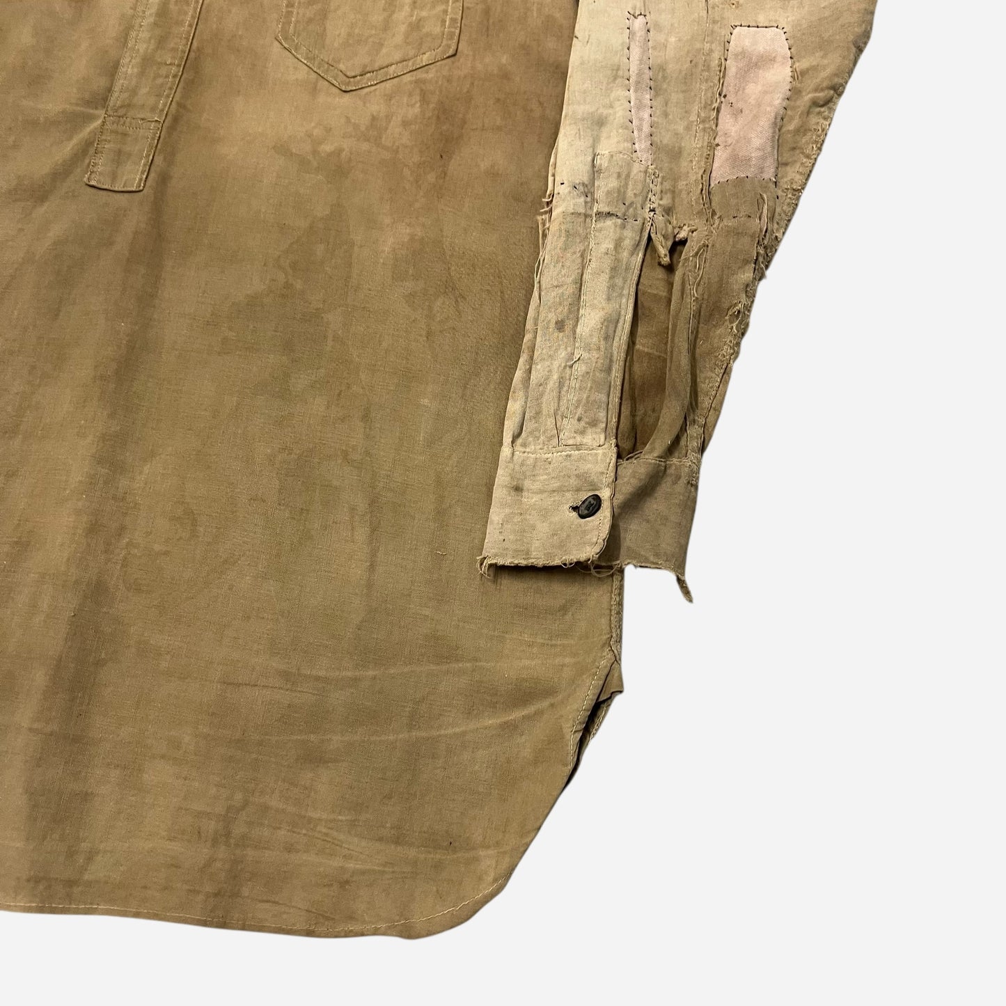1920s “Shield” cotton sun faded chinstrap work shirt (L)