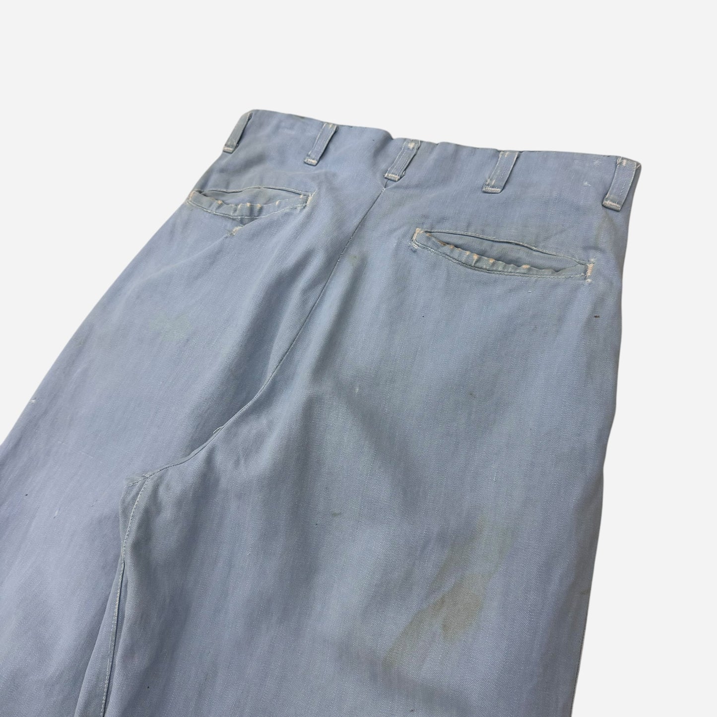 1940s Light blue chambray pleated cotton work pants (29w)