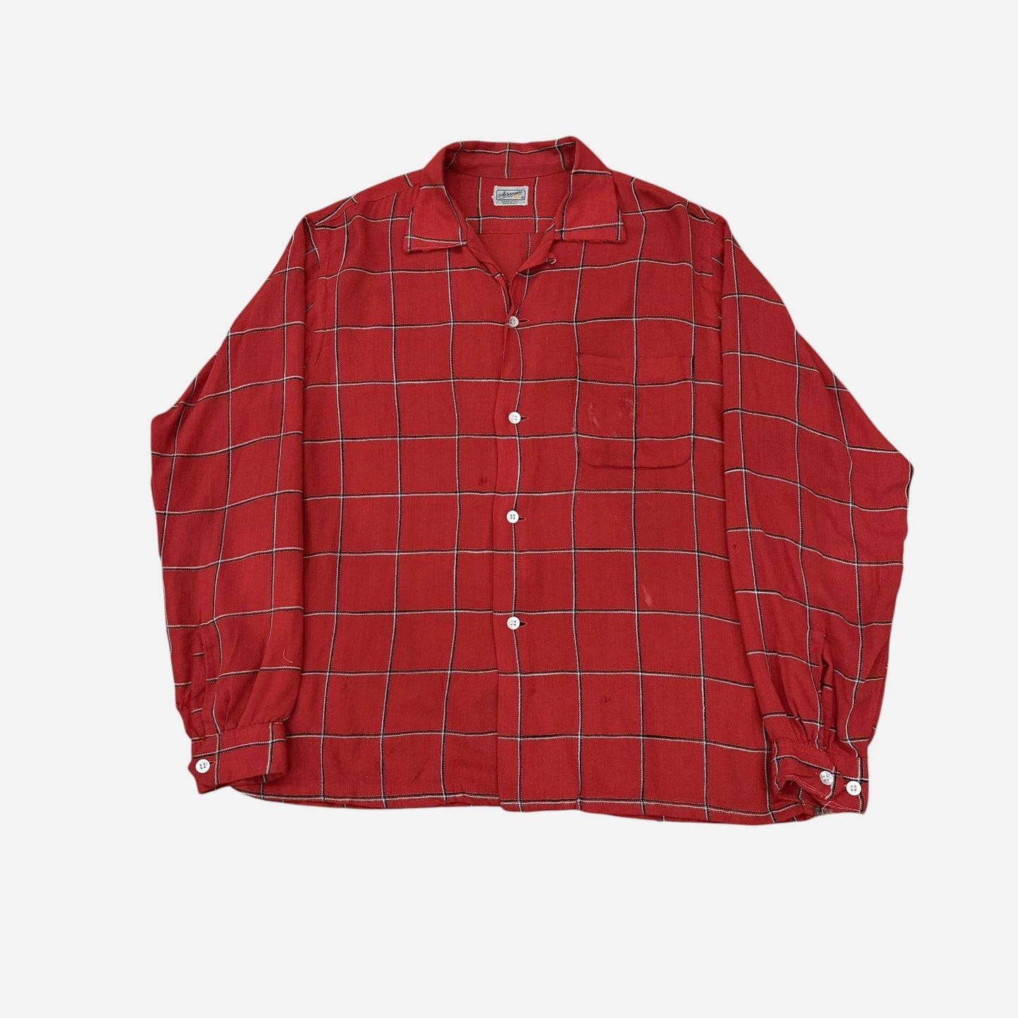 1950s Red rayon loop collar shirt (L)