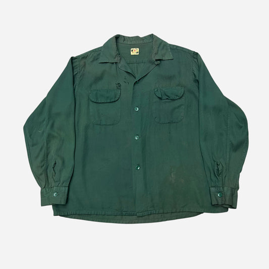 1950s Green fotl rayon loop collar shirt (M/L)