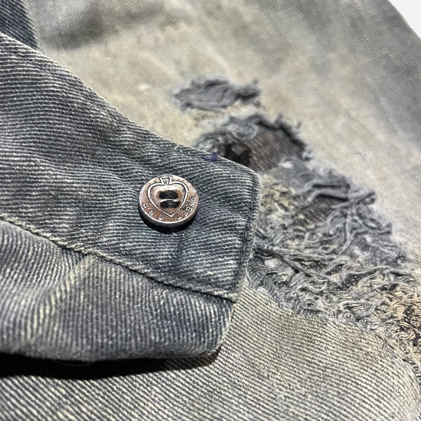 1940s Sweet Orr Ace button black sun faded denim/twill cotton repaired pants (30w)