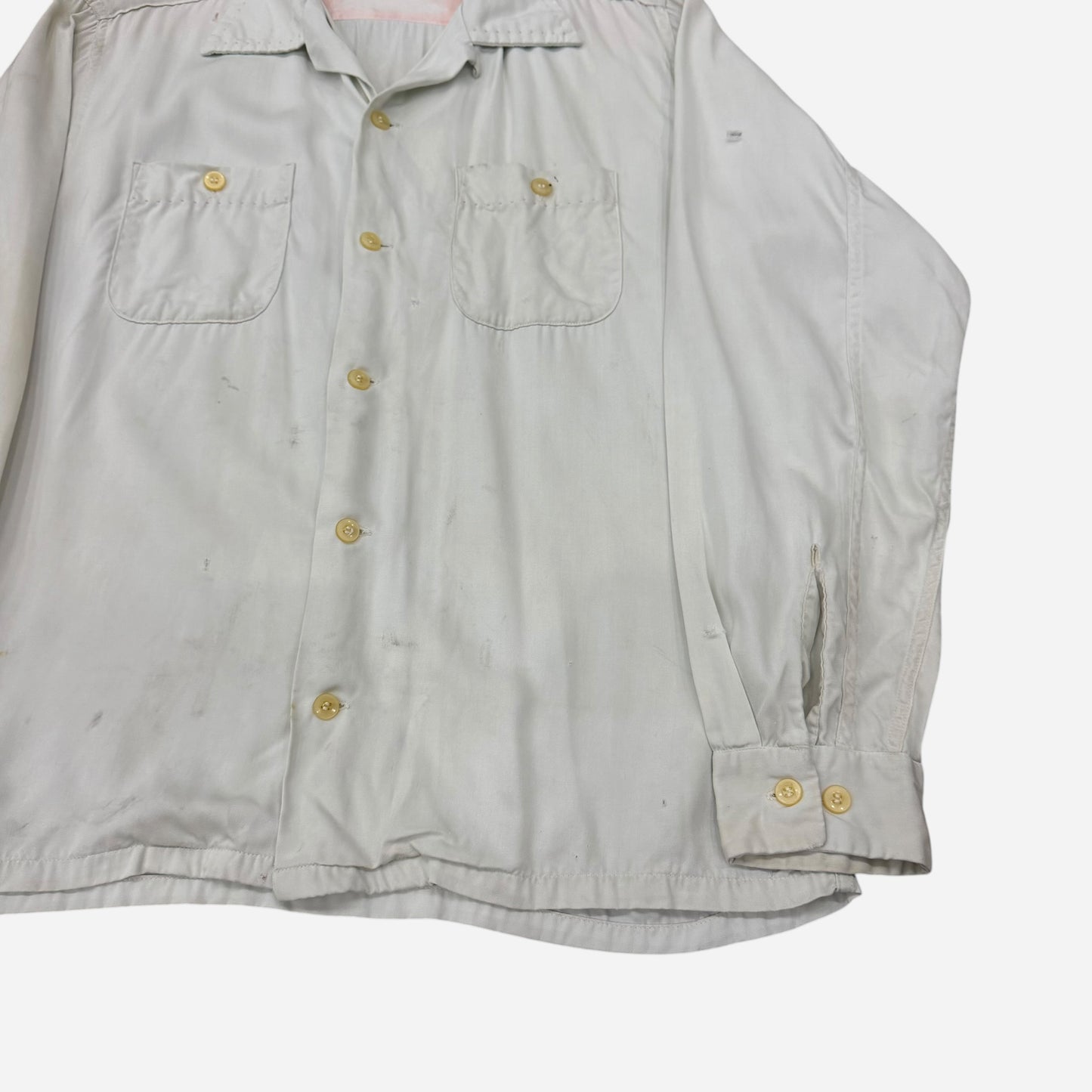 1950s White rayon loop collar shirt (M)