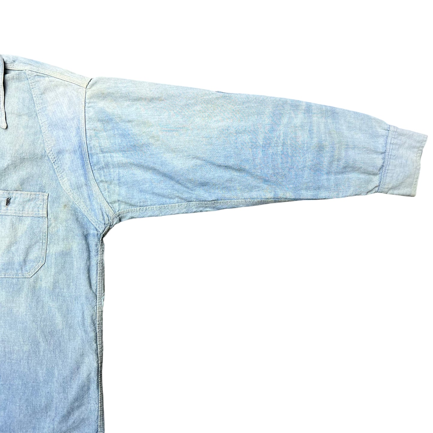 1920s Unknown brand sun faded chinstrap chambray work shirt (L)