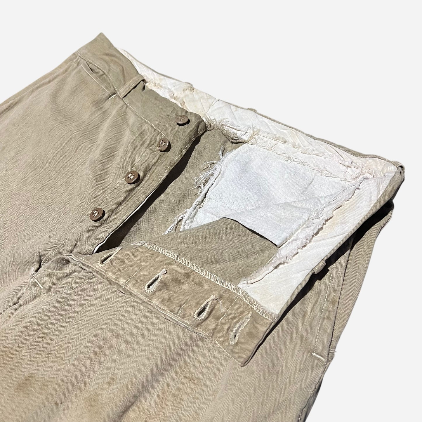 1940s Anvil khaki hbt button fly work pants (32w)