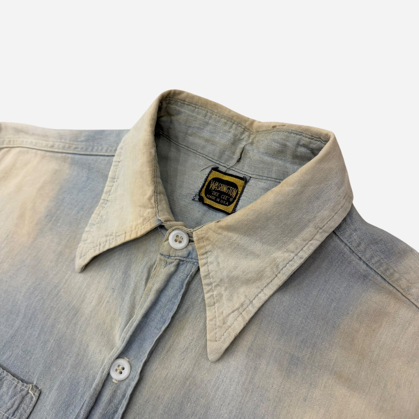 1960s Dee Cee sun faded farmer worn chambray work shirt (M)