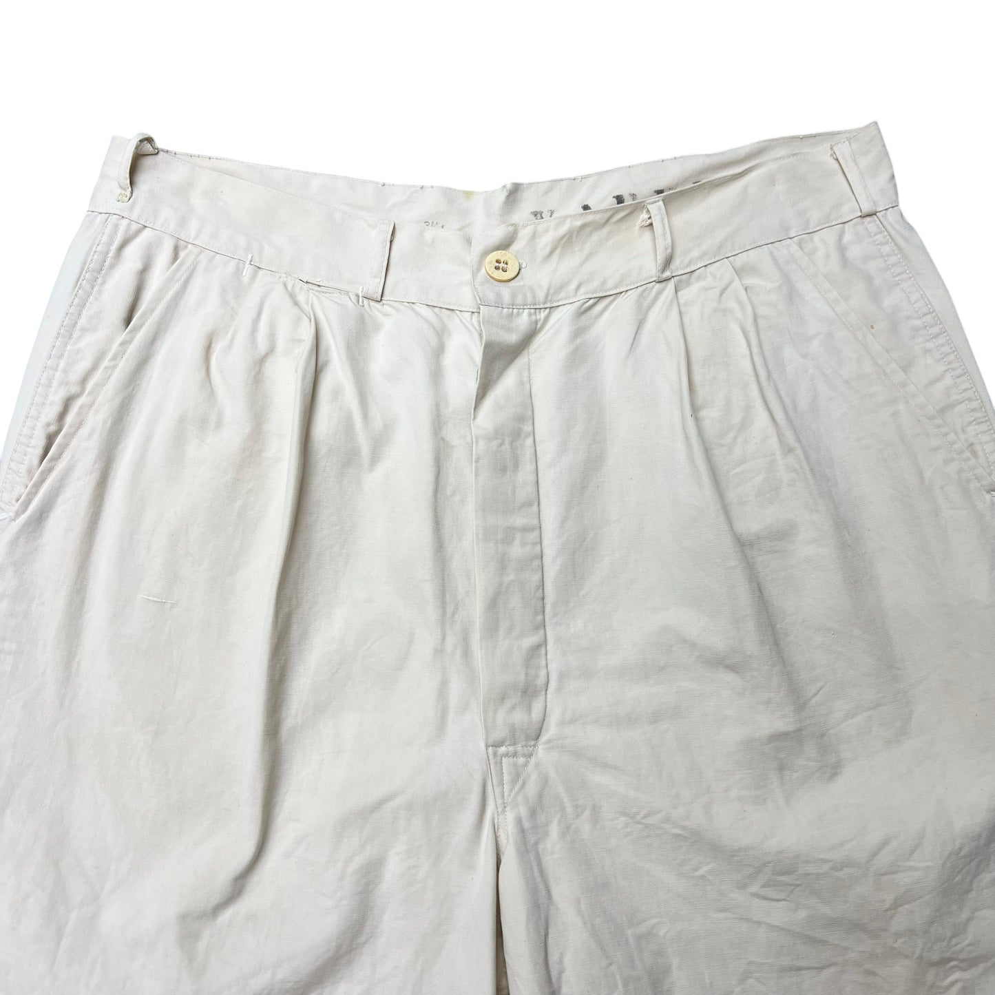 1940s White cotton pleated shorts (32w)