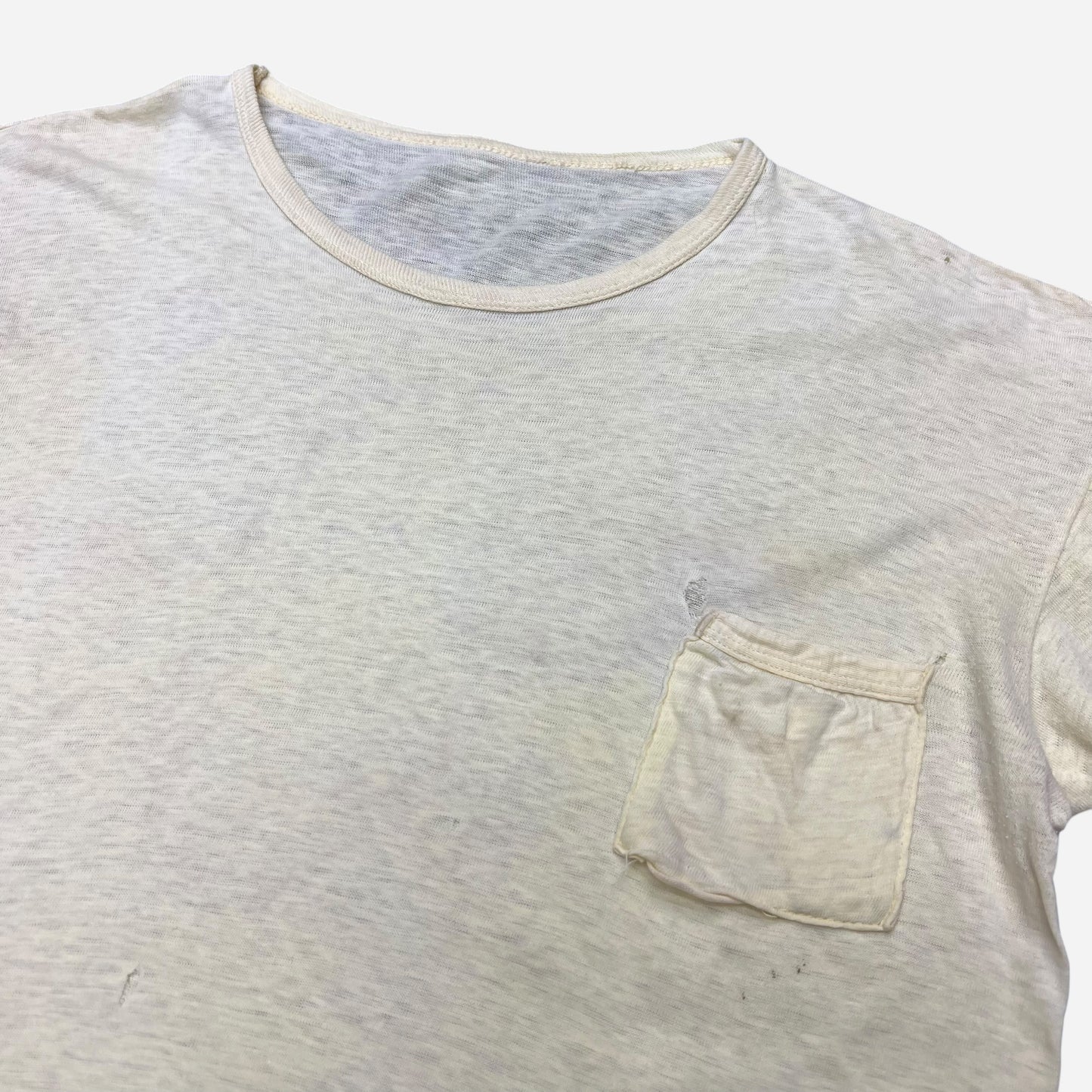 1940s Off white cotton one pocket t shirt (L)