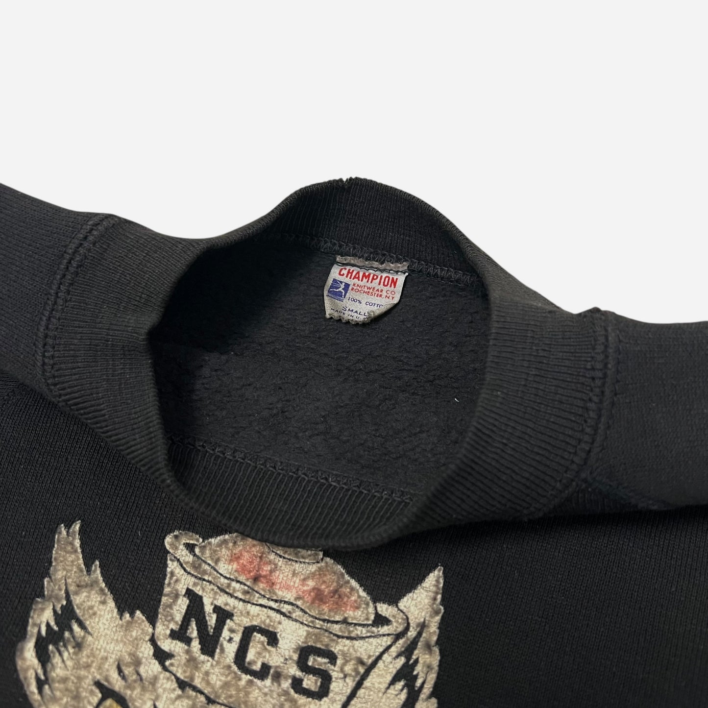 1950s Champion running man NCSU wolf flock print black sweat (M)
