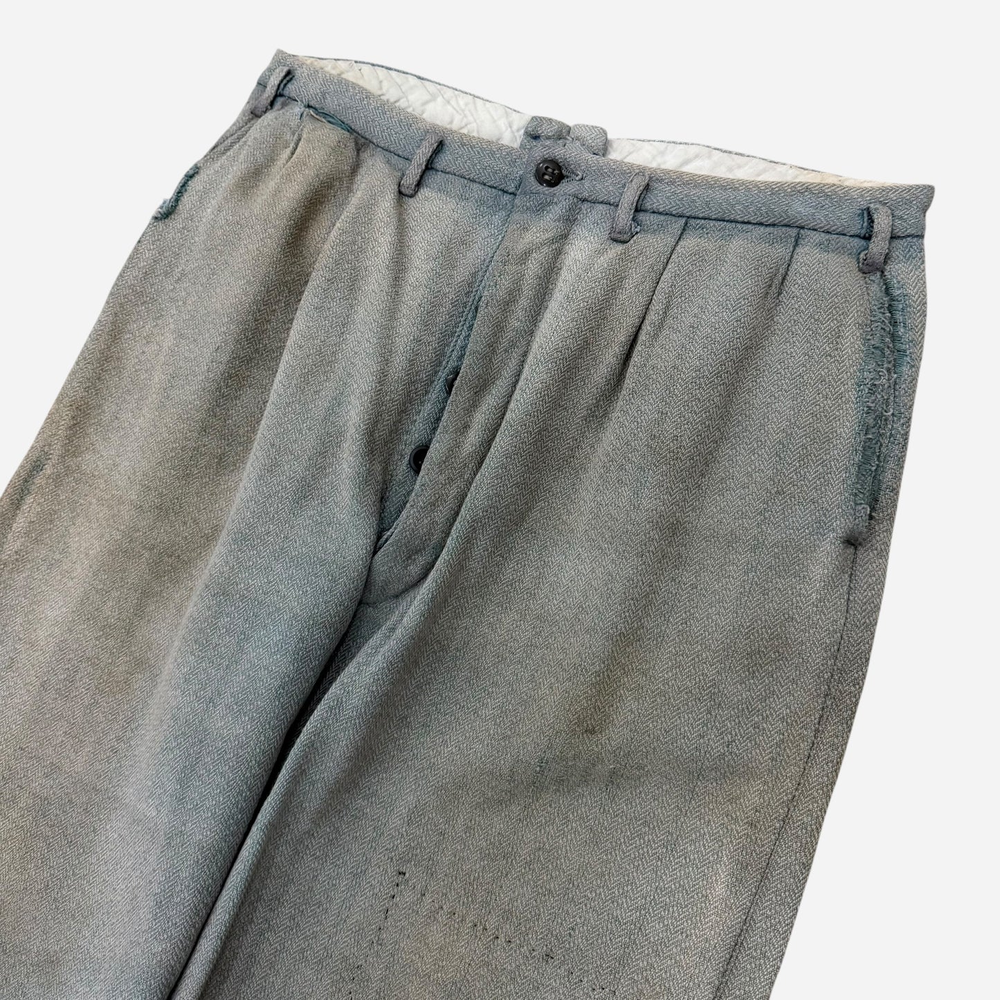 1930s Blue sun faded cotton pleated repaired work pants (31w)