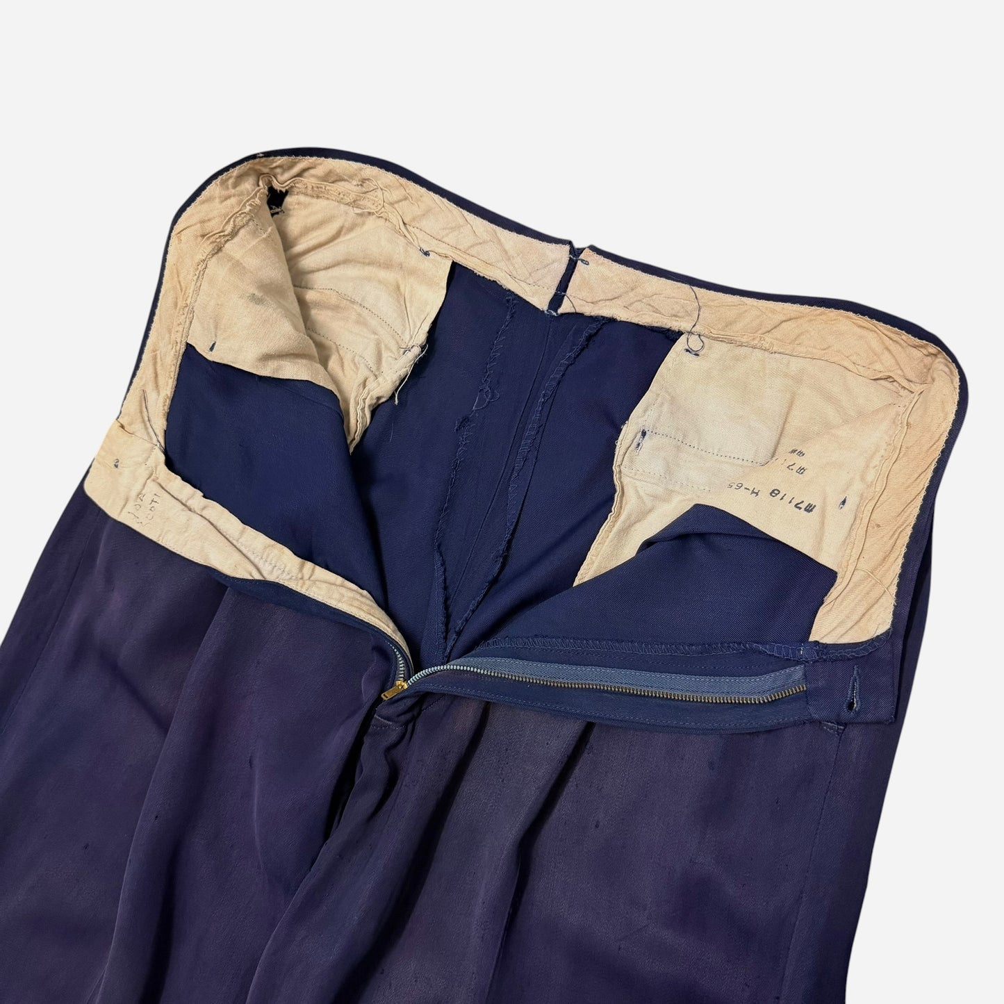 1950s Purple rayon pleated pants (31w)