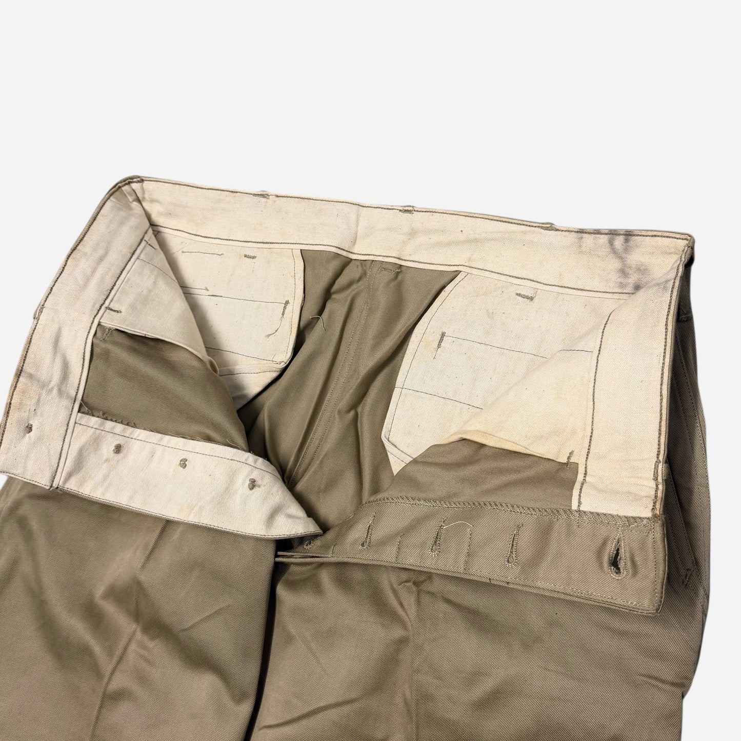 1940s WWII NOS US Army zinc button khaki chinos (34w)