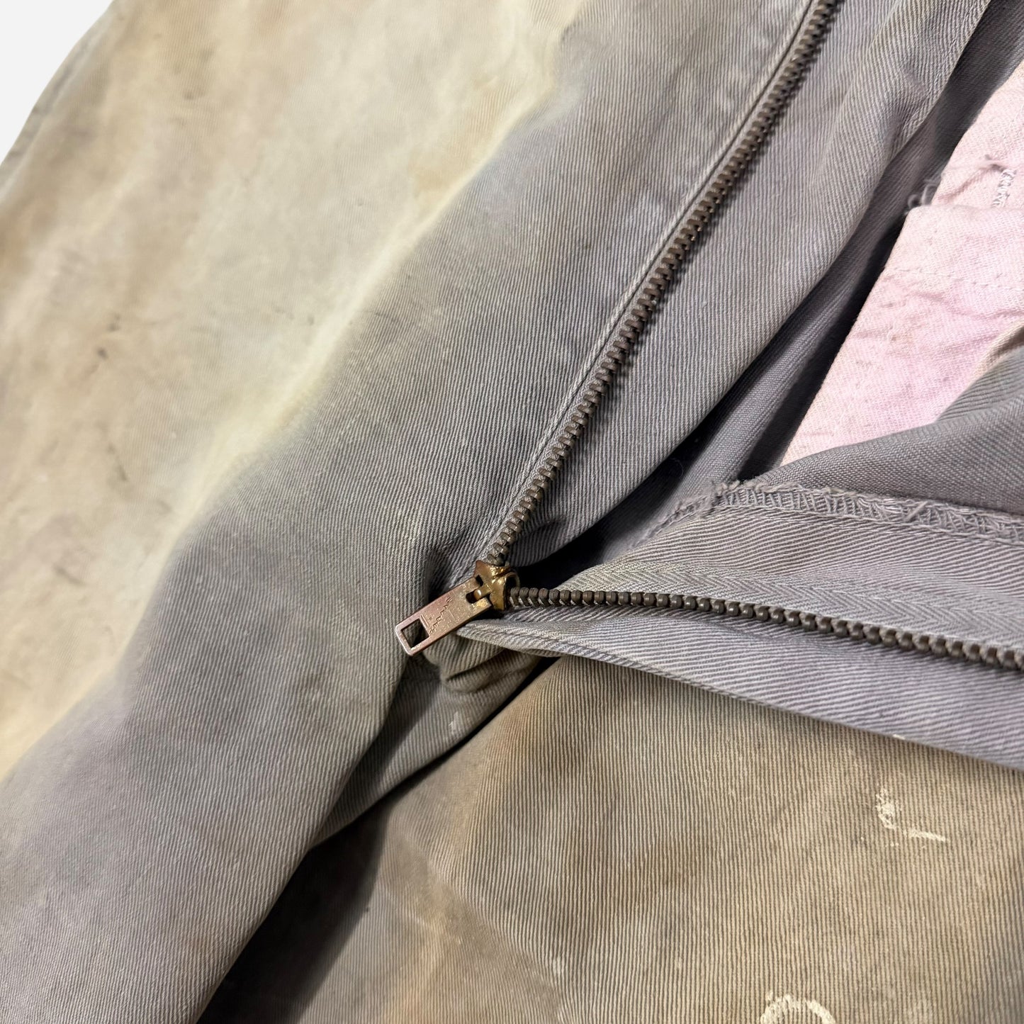 1950s Montgomery Ward Pioneer Dualls gray paint splattered chinos (29w)