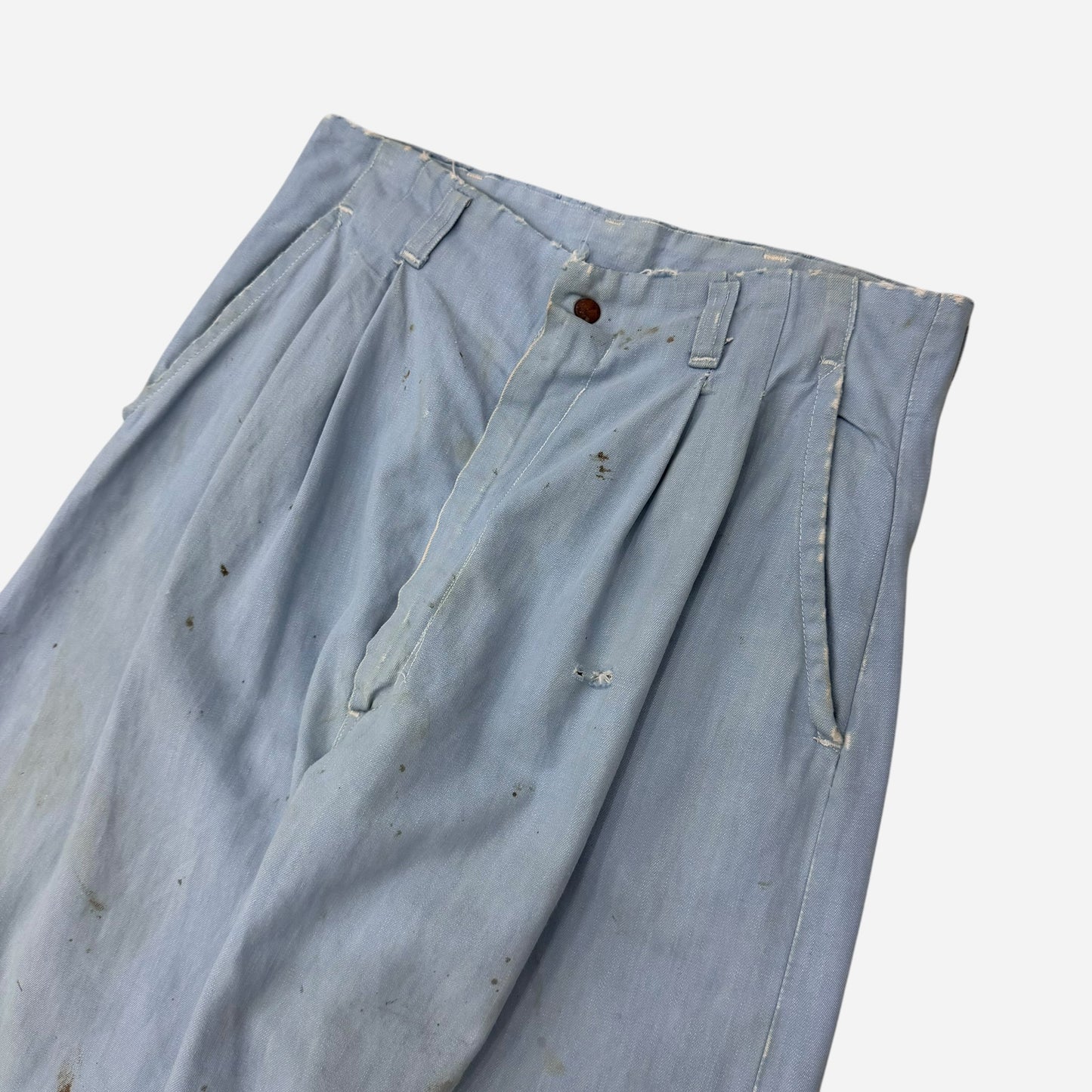 1940s Light blue chambray pleated cotton work pants (29w)
