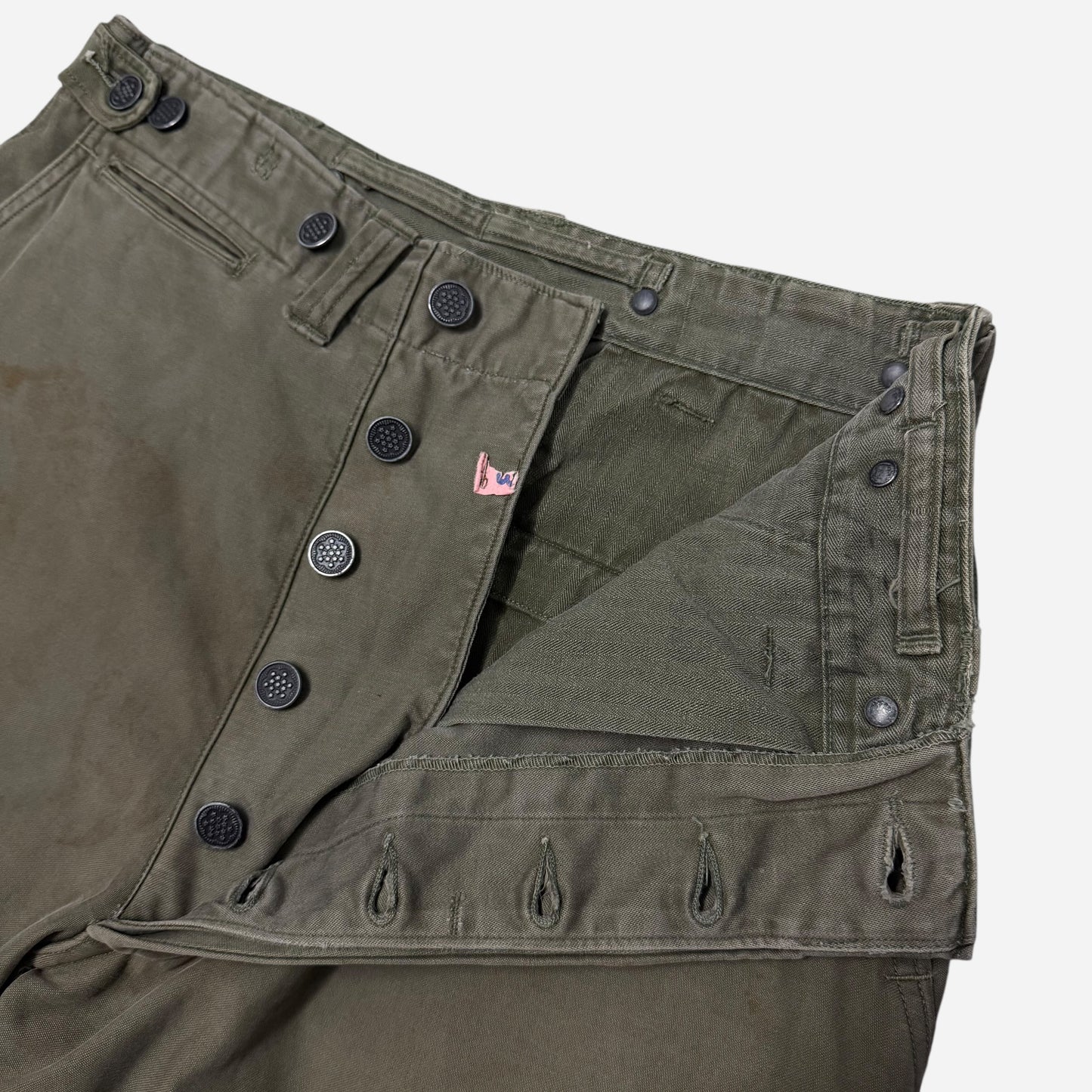 1940s WWII 13 star M-1943 US Army field trousers (30w)