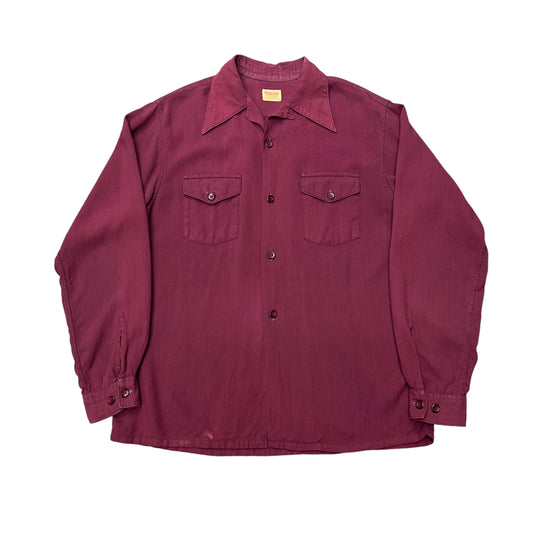 1940s Pilgrim burgundy rayon gabardine loop collar button up shirt (M)