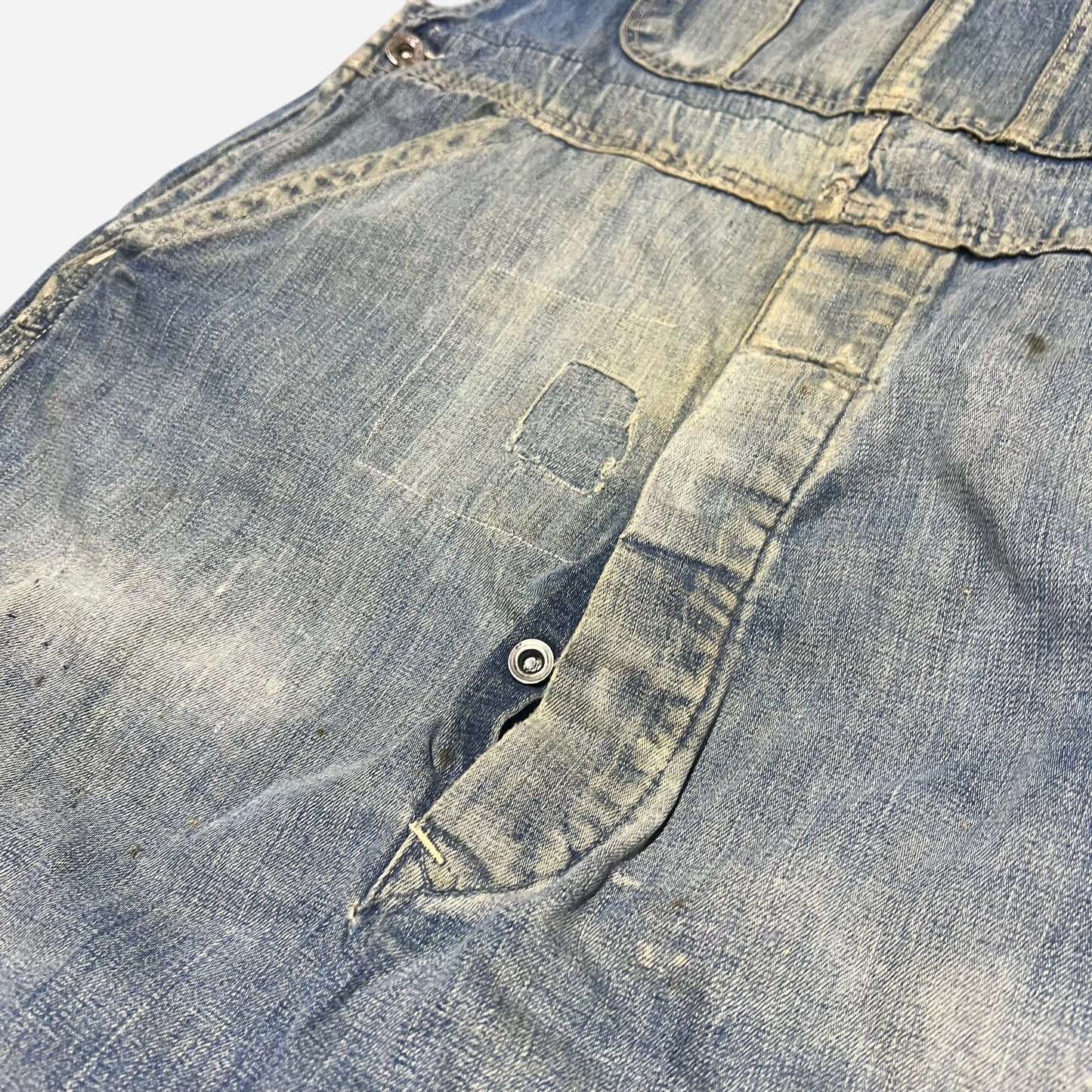 1940s WWII laurel leaf button salt and pepper pockets denim overalls (36w)