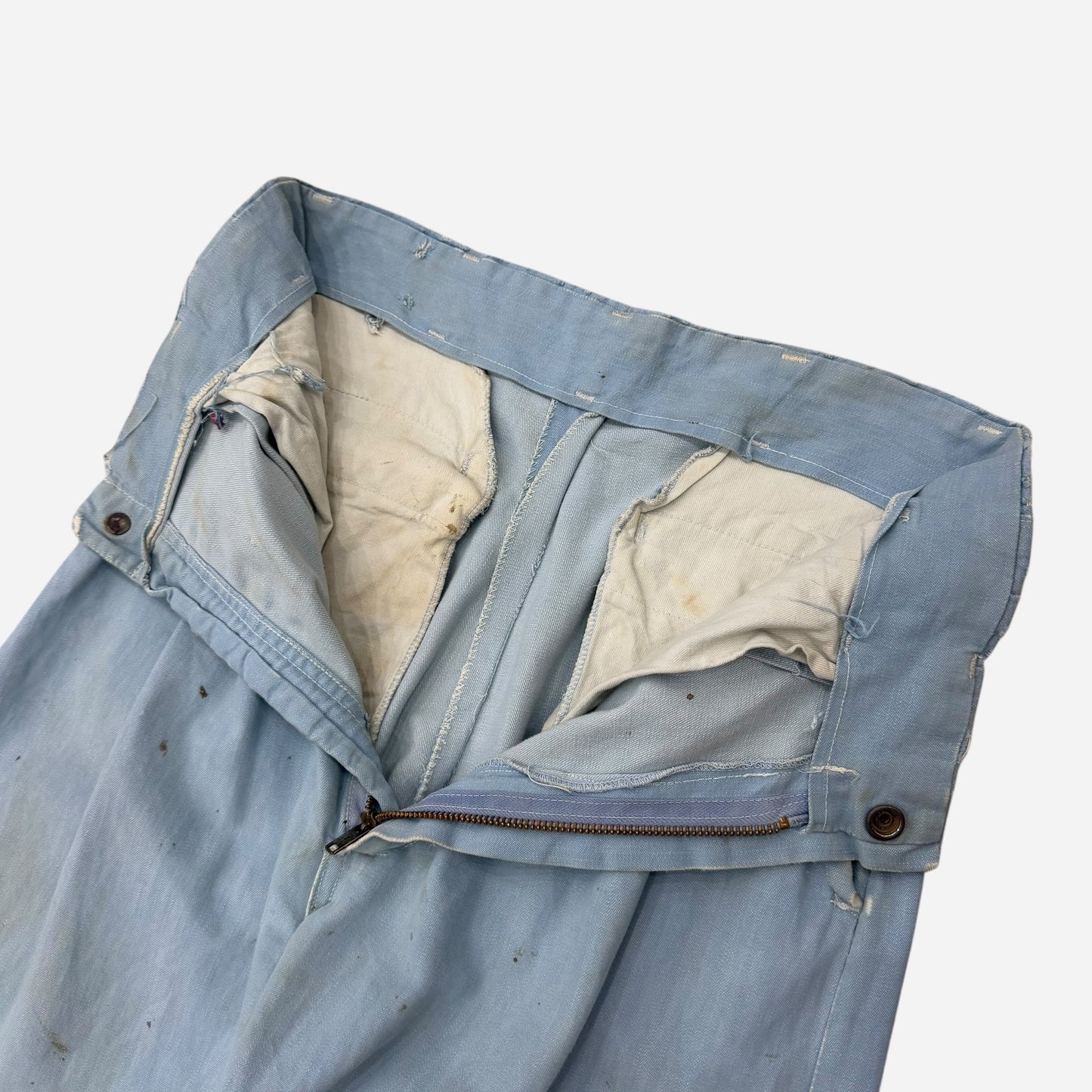 1940s Light blue chambray pleated cotton work pants (29w)
