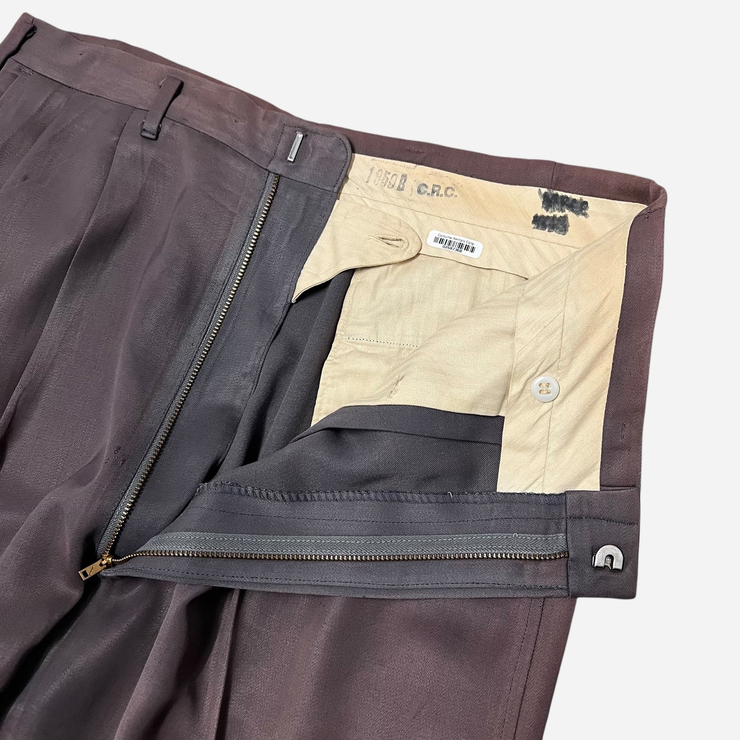 1940s Brown faded rayon sharkskin pleated pants (34w)