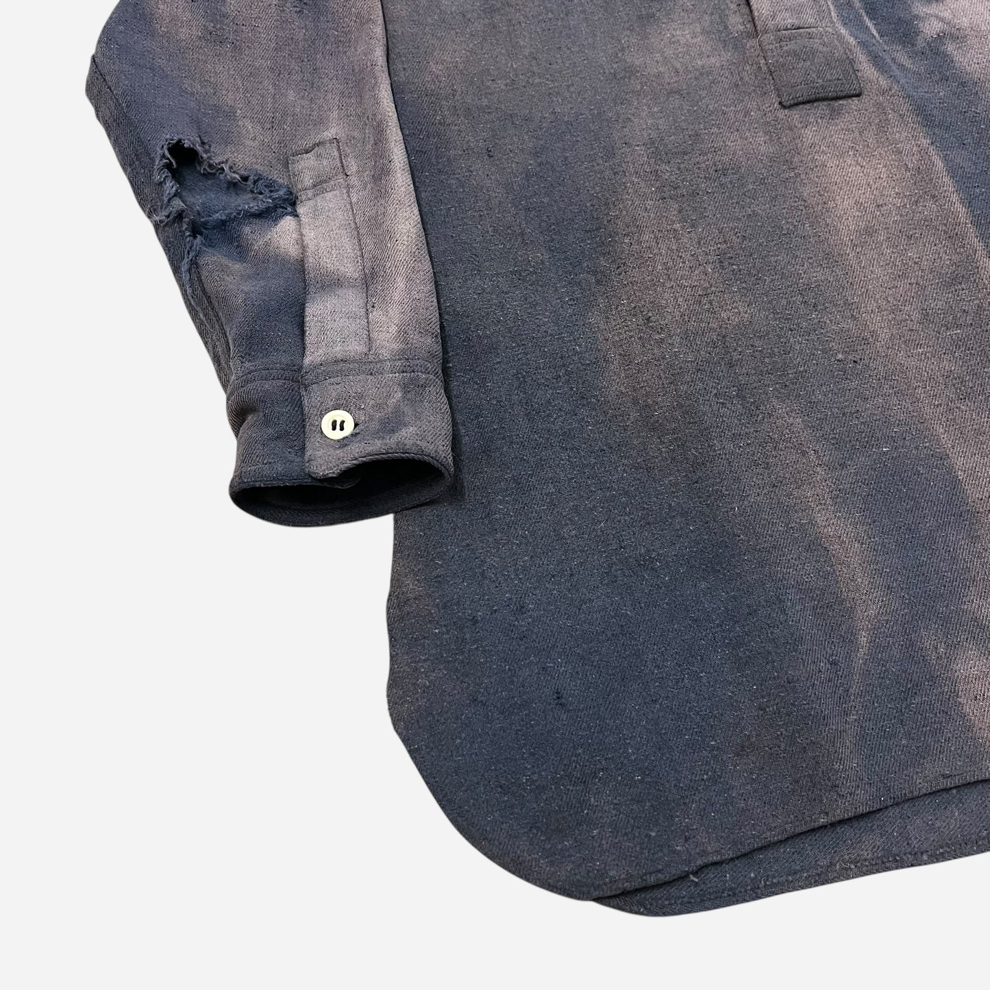 1930s Cherry Valley purple/navy cotton chinstrap pullover work shirt (M/L)