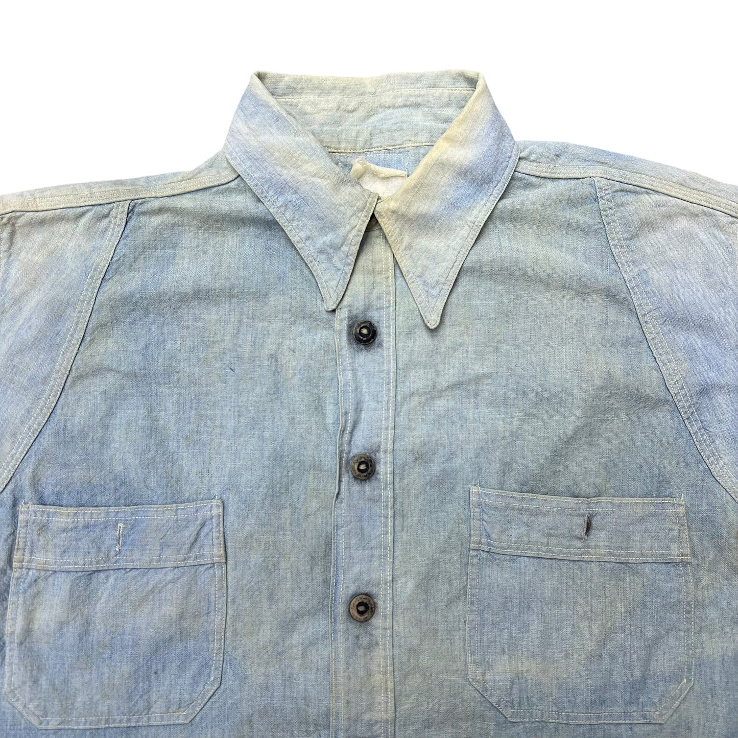 1920s Unknown brand sun faded chinstrap chambray work shirt (L)