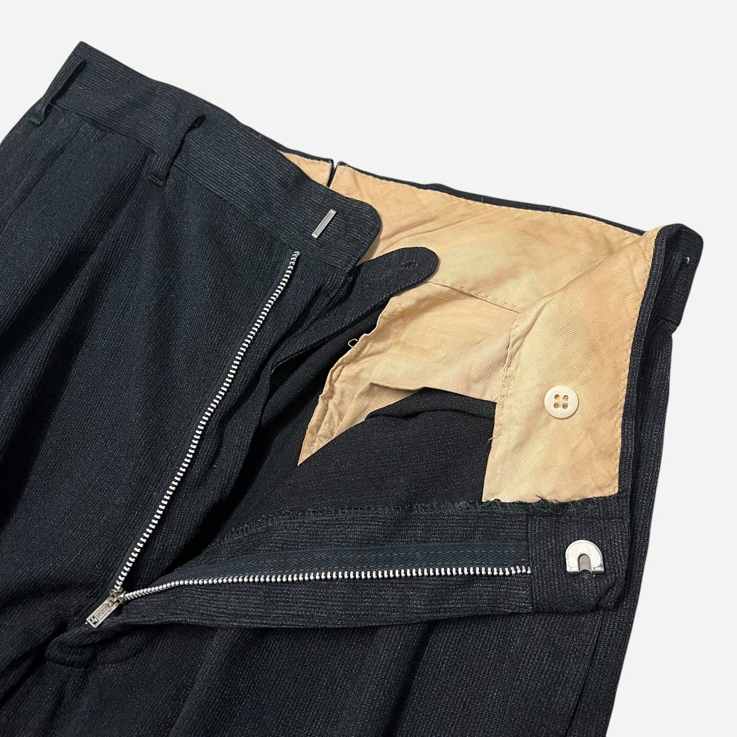 1940s Black/navy textured cotton pleated pants (30w)