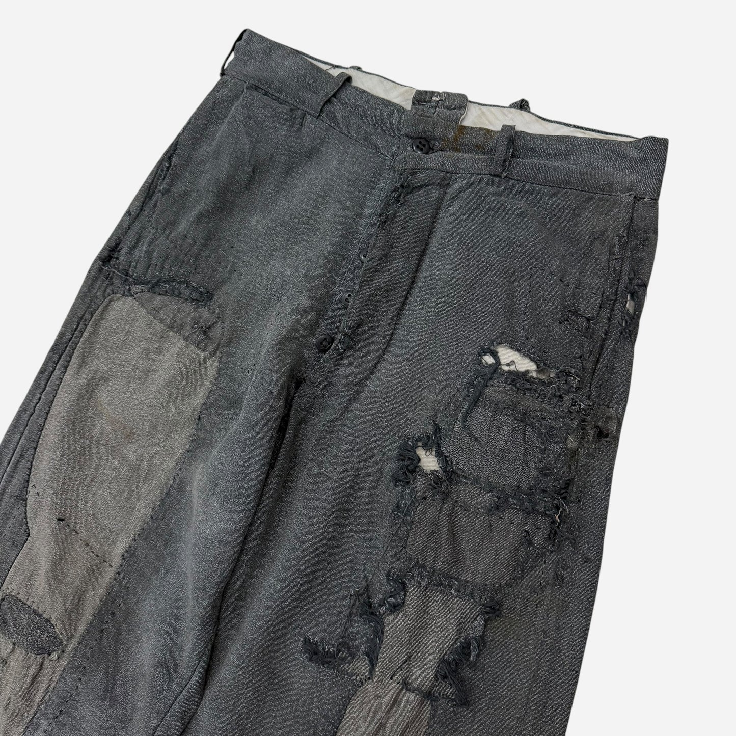 1940s Heavily repaired button fly salt & pepper cotton work pants (30w)