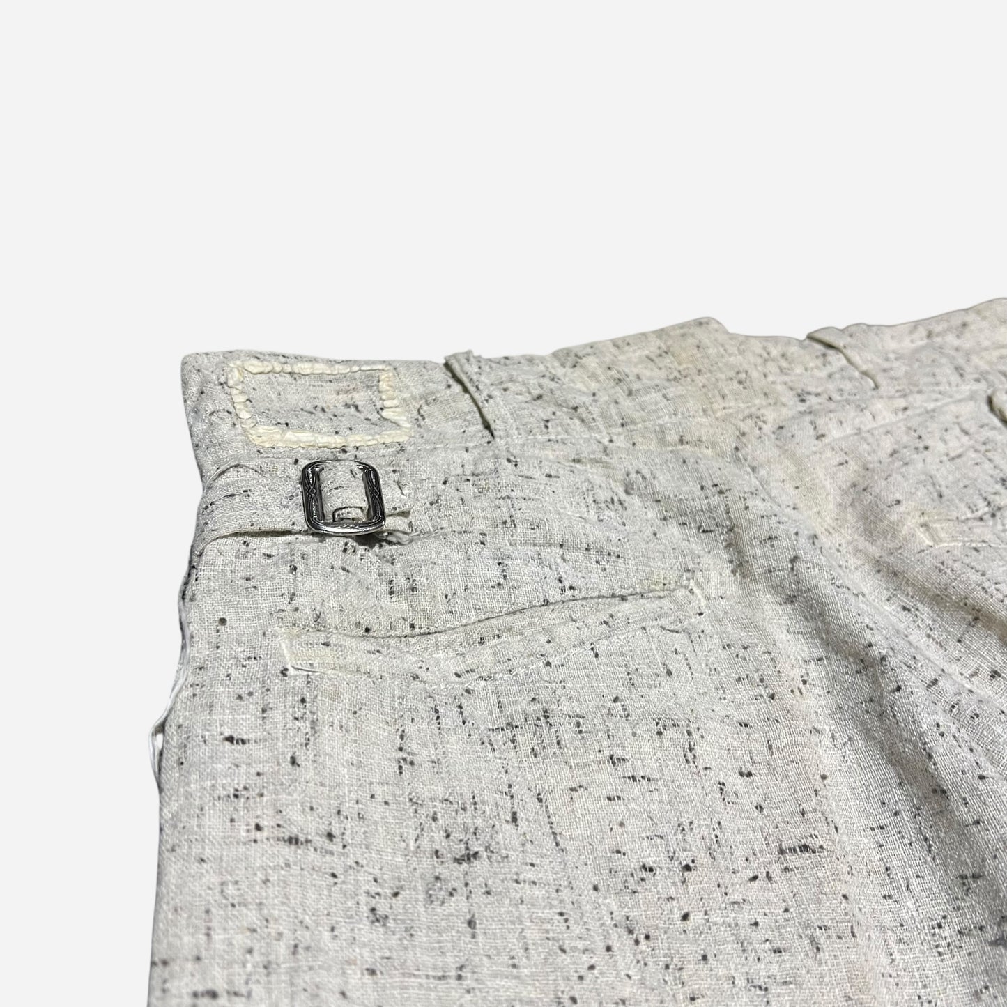 1930s NOS White cotton fleck pattern side clasp pants (26w)