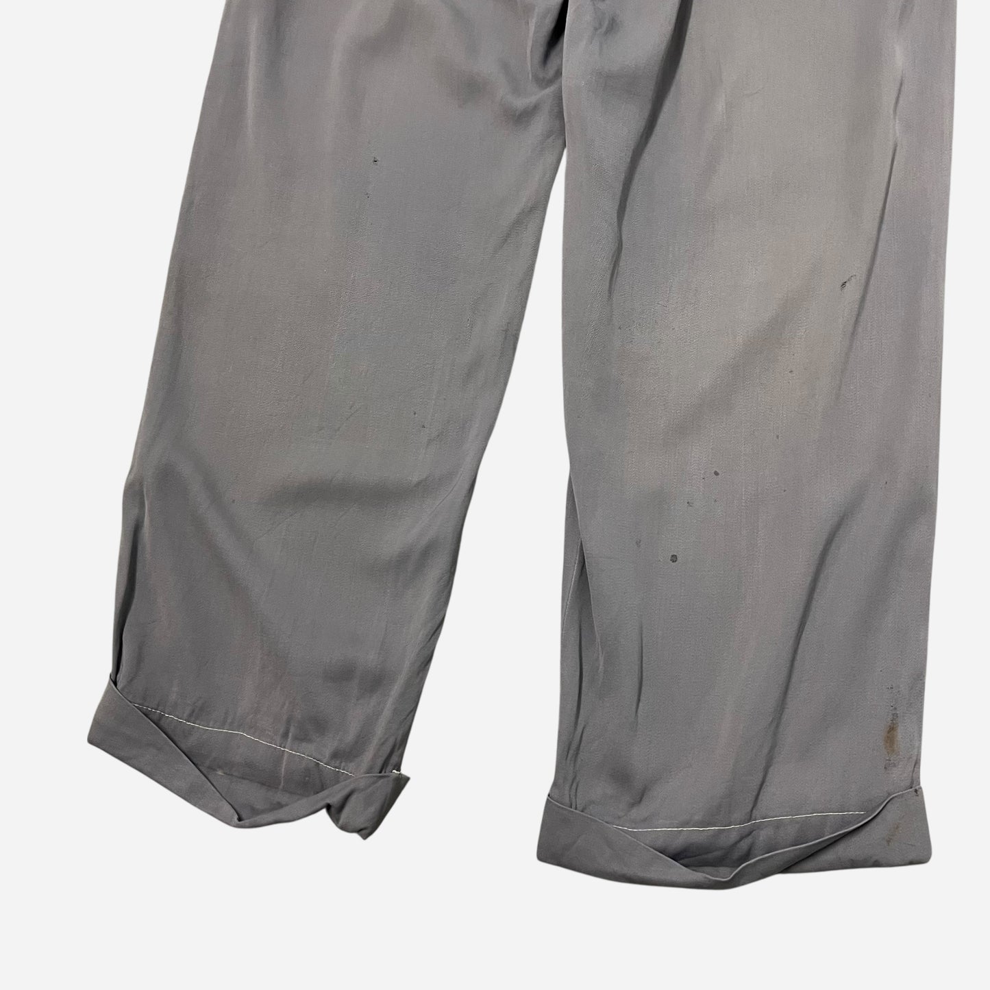 1950s Light purple rayon pleated drop loop pants (31w)