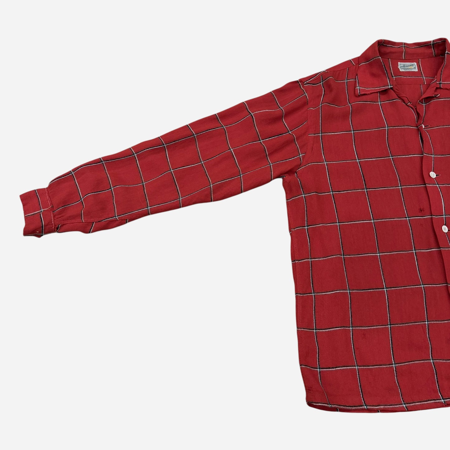 1950s Red rayon loop collar shirt (L)